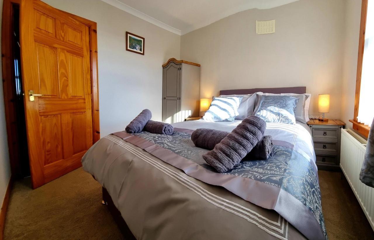 Inverness City 3 Bedroom House Free Parking Dış mekan fotoğraf