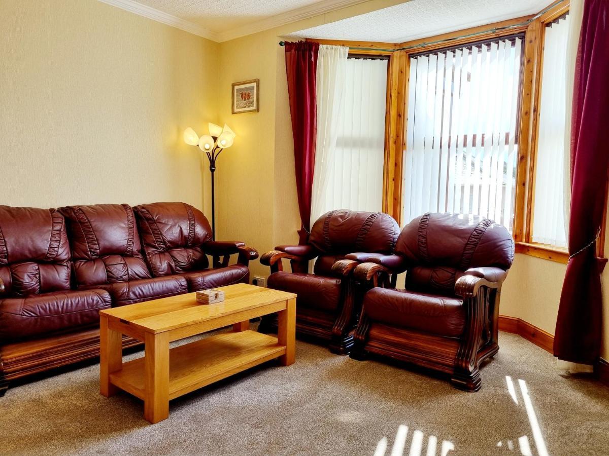 Inverness City 3 Bedroom House Free Parking Dış mekan fotoğraf