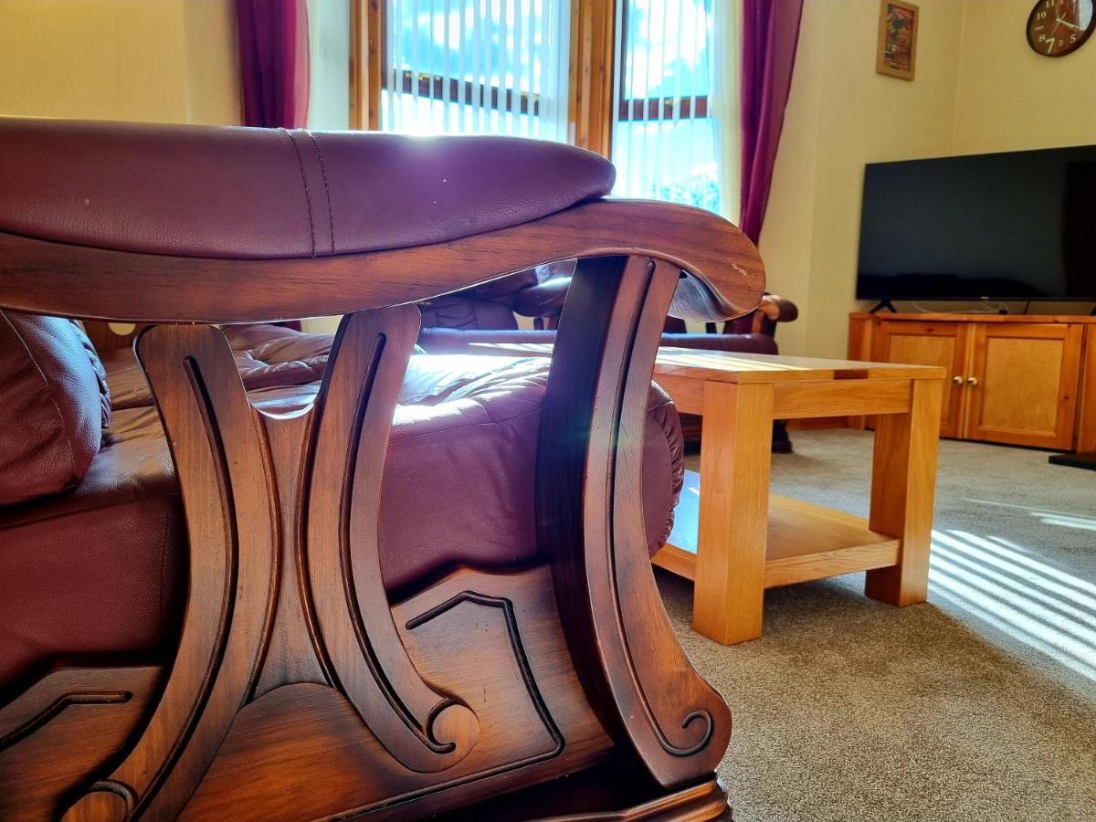 Inverness City 3 Bedroom House Free Parking Dış mekan fotoğraf