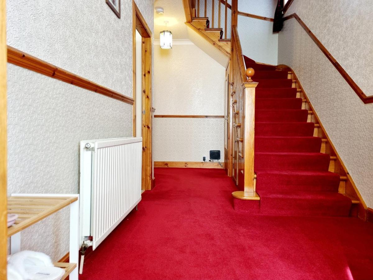 Inverness City 3 Bedroom House Free Parking Dış mekan fotoğraf